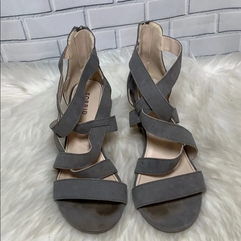 Torrid Strappy Grey Suede Wedges‎ Size 8 Wide